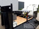 902037 heftafel in bodem ingewerkt van container